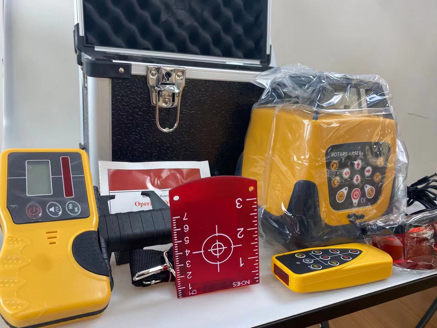 جهاز ليزر دوار ثلاثي الأبعاد ع - مراجعة Rotary Laser Level 500M Range وسعره